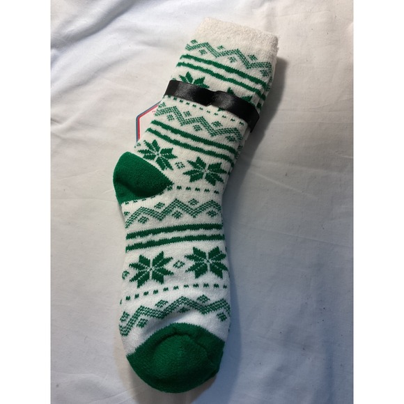 Aromasoles Socks Rose Shea Butter Green White Snowflake Holiday Winter Warm - Picture 3 of 4